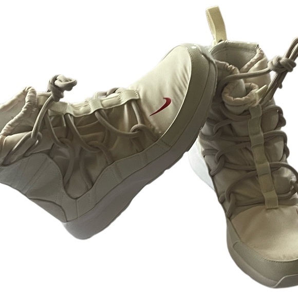 Nike Tanjun High Rise Womens Winter Snow Boots Phantom Red Sand SZ 8.5 - Picture 5 of 6